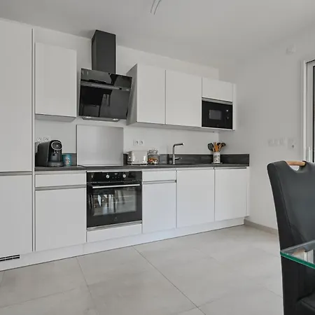 T3 Neuf – C13 - Jardin-Terrasse Et Piscine – Accès Direct Plages Et Centre Village Saint-Cyr-sur-Mer Extérieur photo