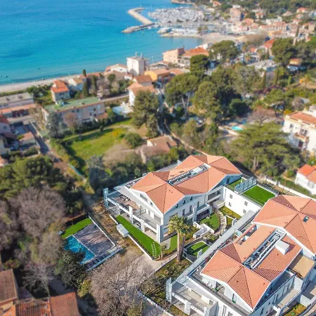 T3 Neuf – C13 - Jardin-Terrasse Et Piscine – Accès Direct Plages Et Centre Village Saint-Cyr-sur-Mer Extérieur photo
