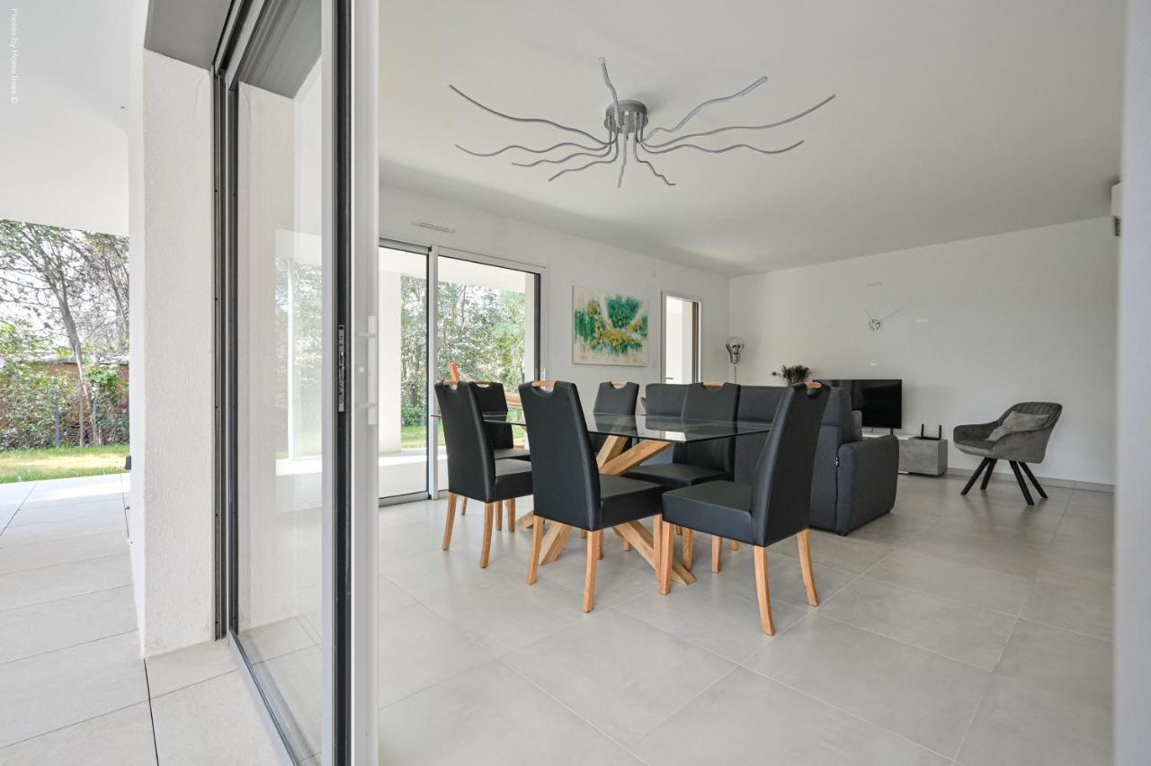 Apartment T3 Neuf - C13 - Jardin-terrasse Et Piscine - Acces Direct Plages Et Centre Village Saint-Cyr-sur-Mer
